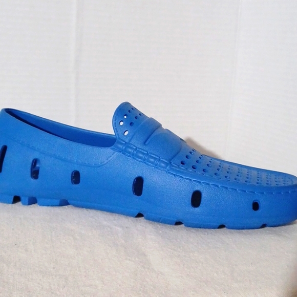 Club Room Perforated Driver Shoes Loafer Size 11 Mens Water Shoes Blue - Picture 3 of 7